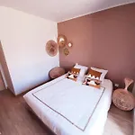 P'tit Cocon Au Coeur Du Lot Avec Piscine Nocleg ze śniadaniem