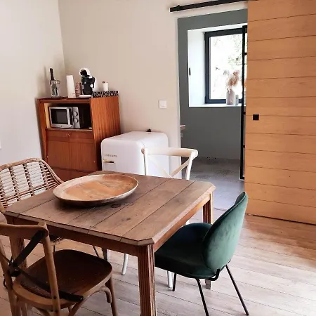 P'tit Cocon Au Coeur Du Lot Avec Piscine Bed & Breakfast